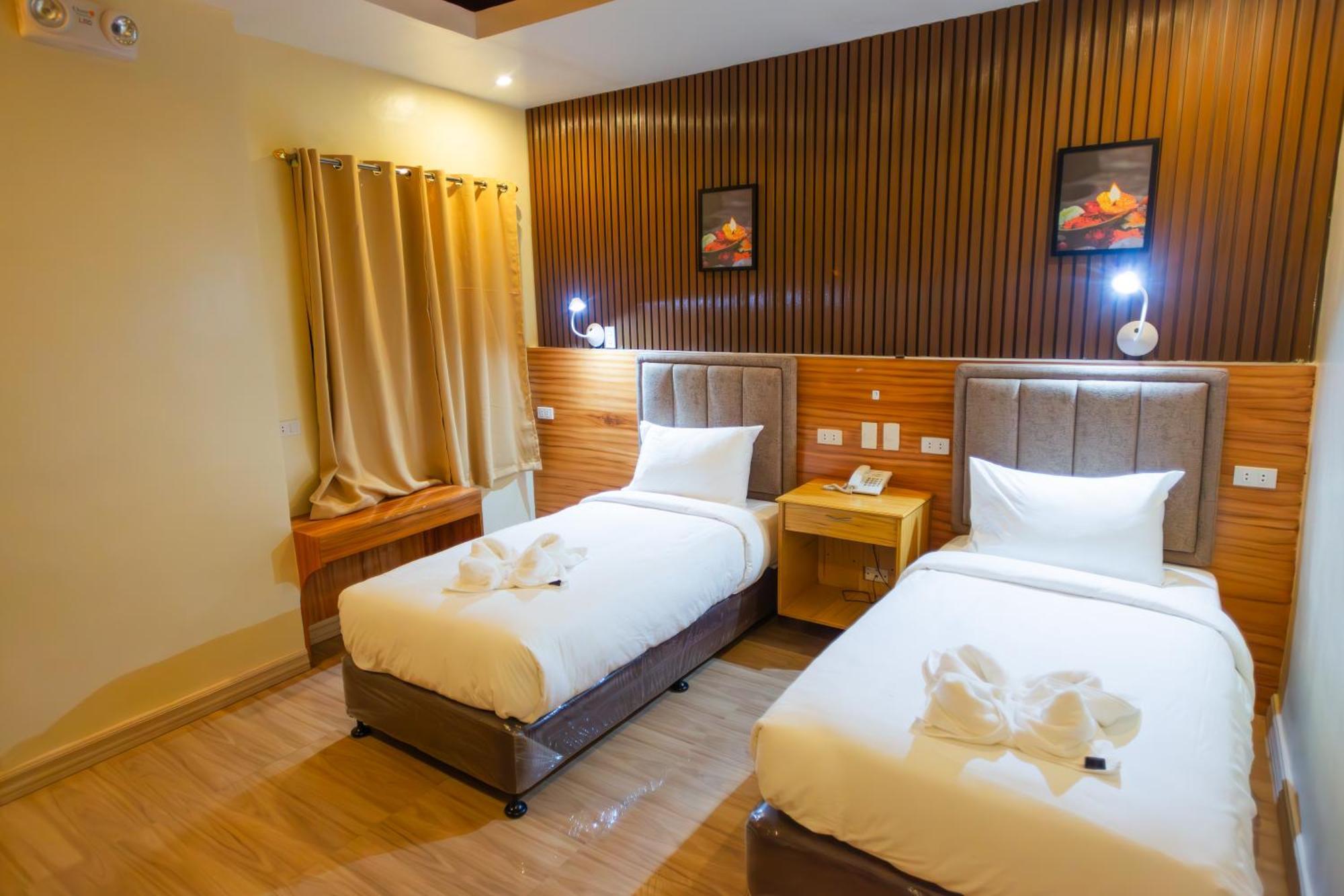 Raim Hotel Pagadian エクステリア 写真