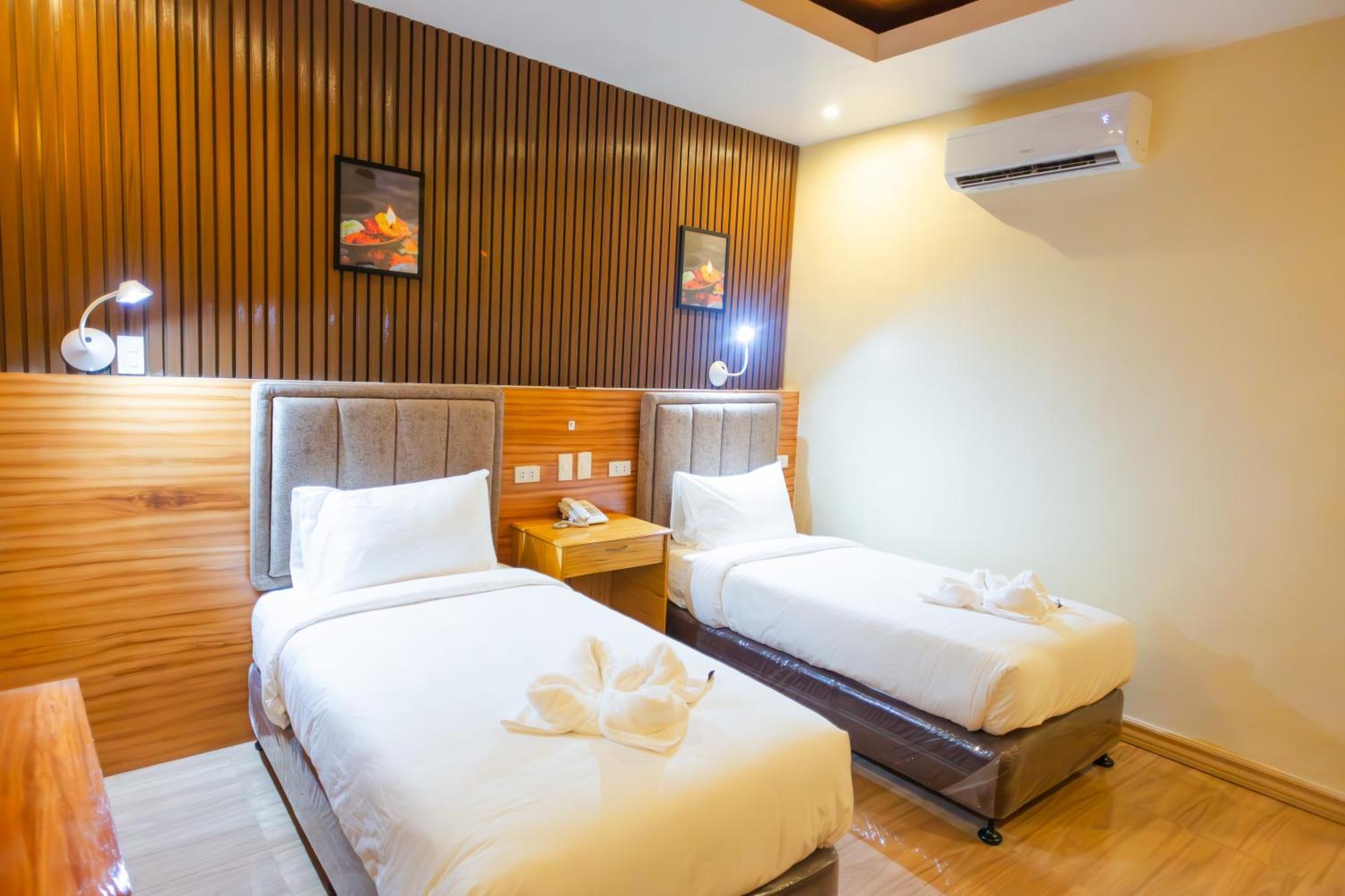 Raim Hotel Pagadian エクステリア 写真