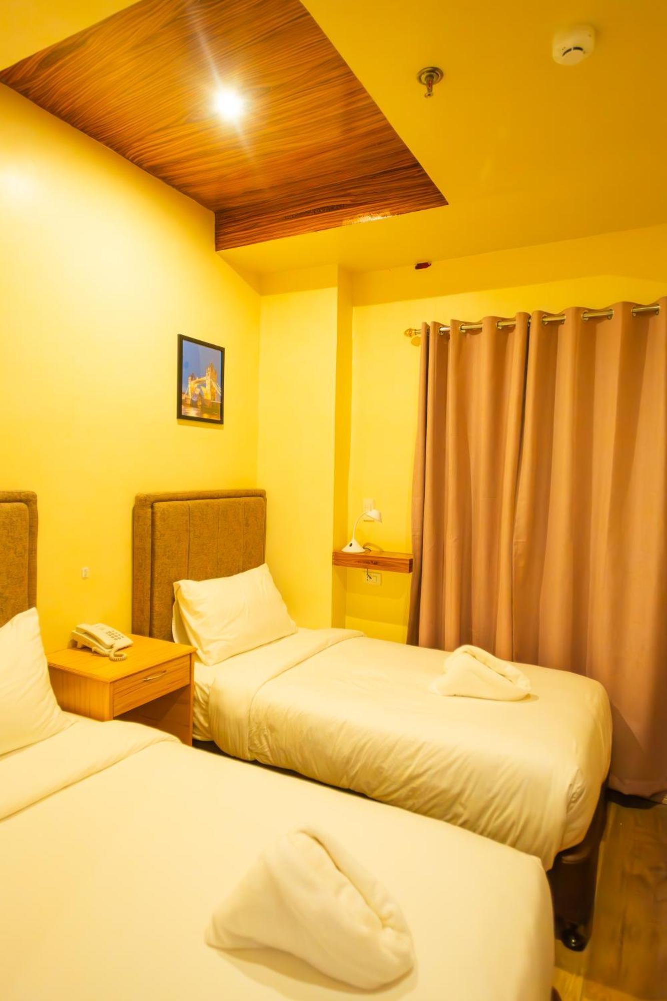 Raim Hotel Pagadian エクステリア 写真